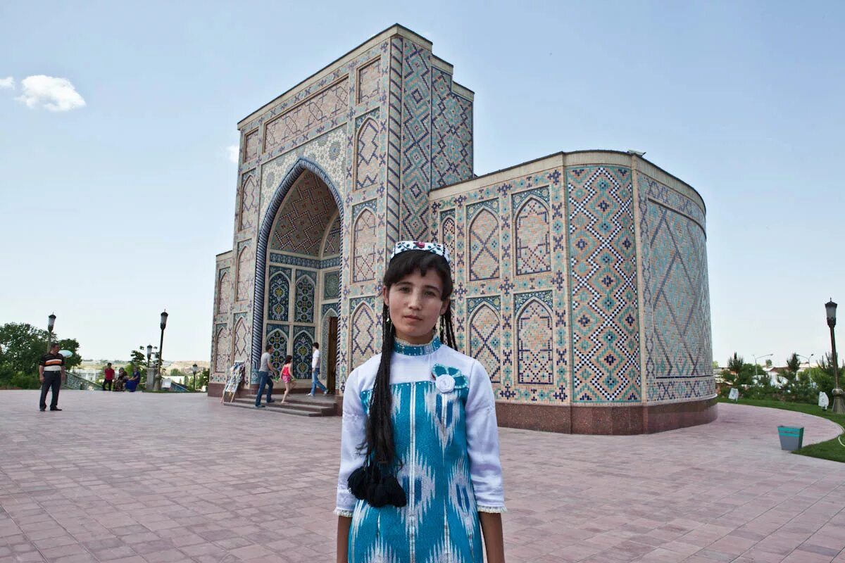Ташкент андижан жд вокзал. Ферганская долина андижан. Ферганская долина андижан. Ташкент мадрасалари. Самарканд гарден гулистан.