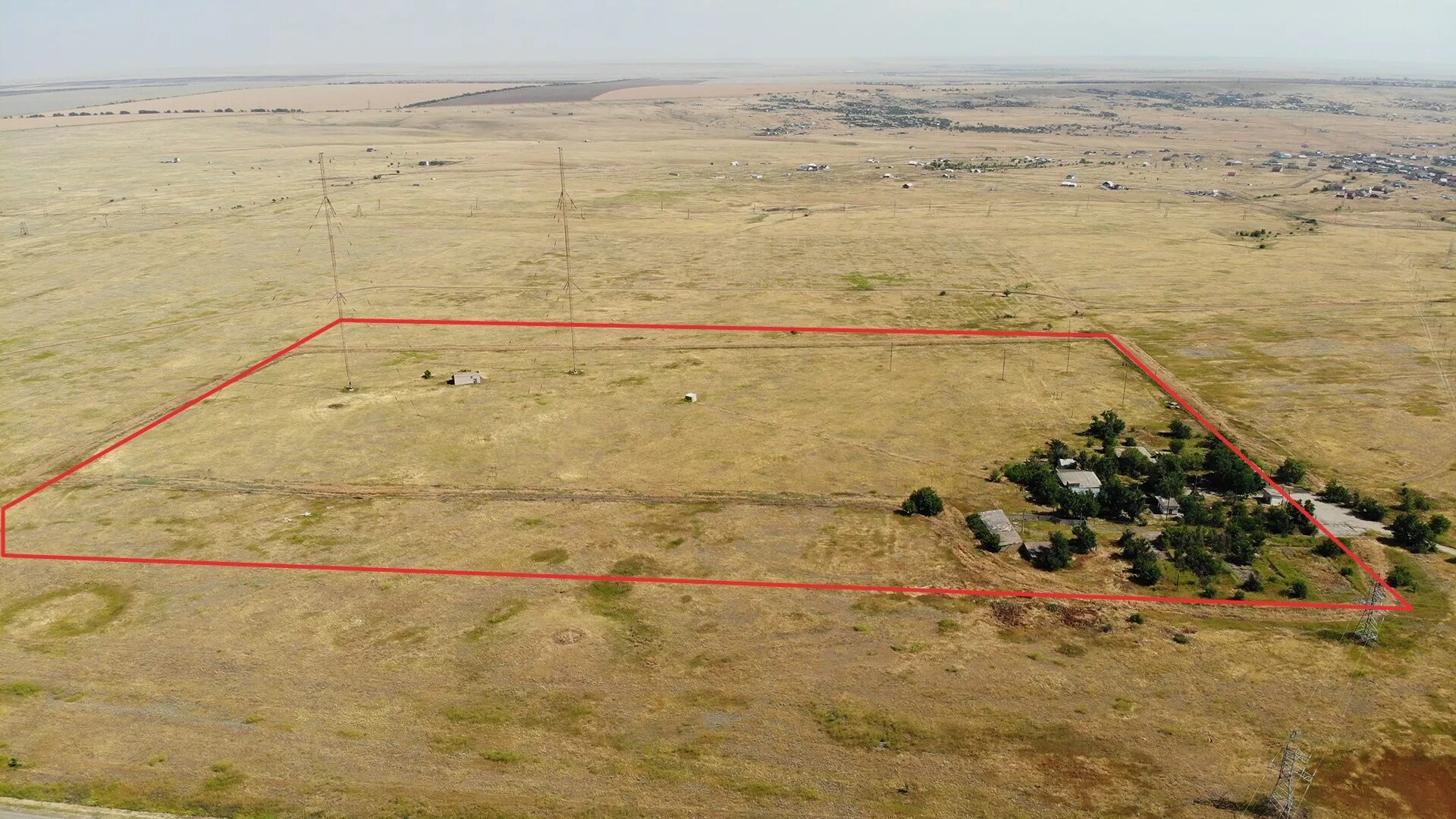Г 16 га. 2 Гектара. 4 Гектара. Гектар земли. Дом на гектаре.