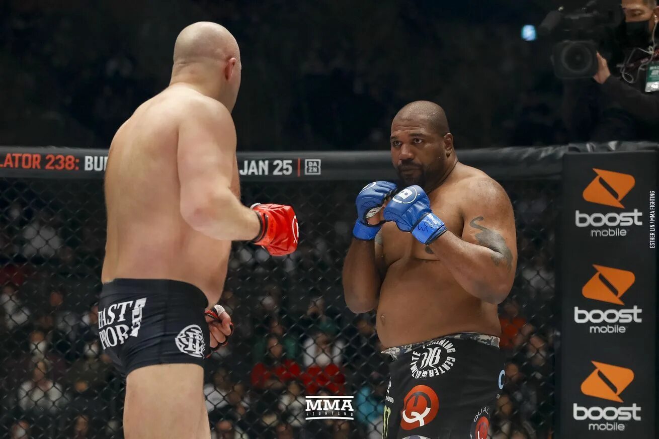 Куинтон джексон чемпион ufc. Рэмпейдж джексон. Боец мма квинтон джексон. Квинтон «rampage» джексон. Куинтон джексон полуночный экспресс.