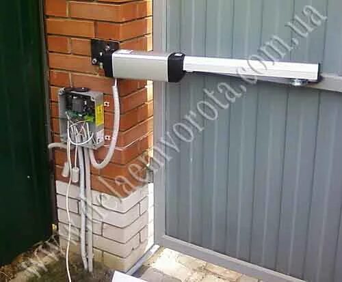 Провод для распашных ворот. Схема подключения привода распашных ворот. Фотоэлементы на распашные ворота. Кабели и провода для привода распашных ворот. Схема подключения проводов автоматики распашных ворот.