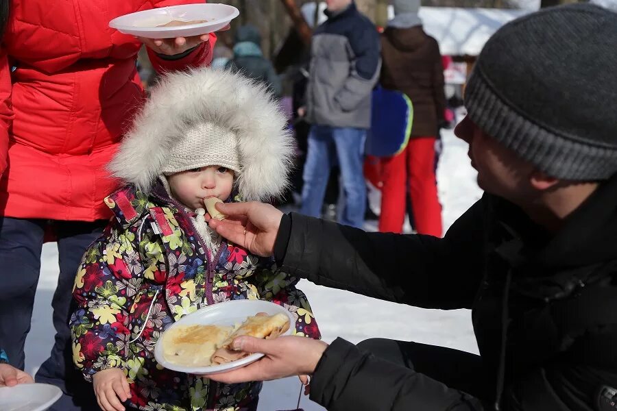 Развлечение весну встречаем. Провожаем весну. Зиму провожаем весну встречаем картинки для детей. Зиму провожаем весну зазываем. Зиму провожаем весну встречаем средняя группа.