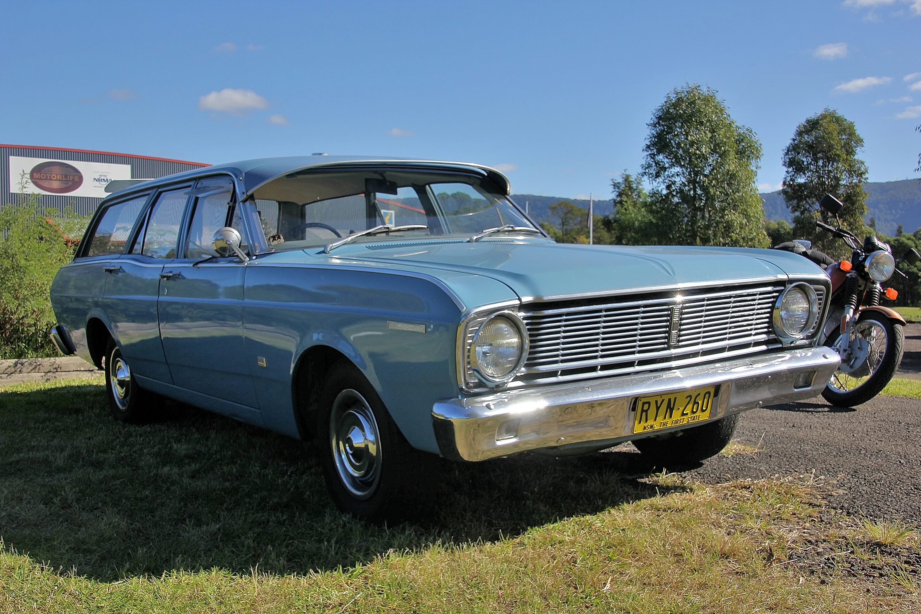 Ford falcon 1975. Falcon 500. Ford falcon xb interceptor 1974. Falcon 500. Falcon 500 машина.