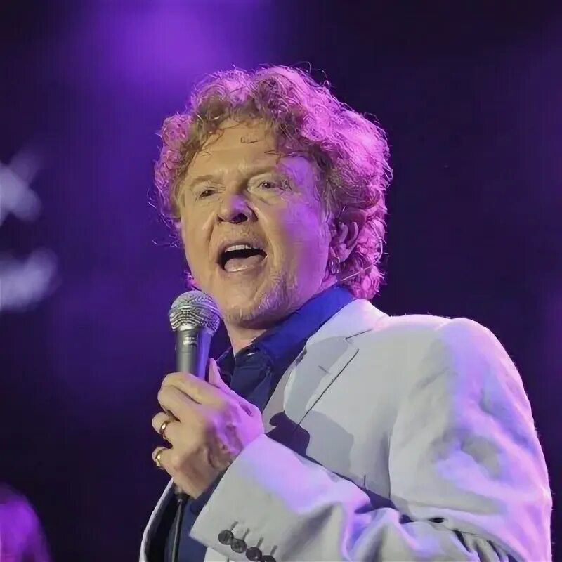 Ю симпли зе. Симпли ред солист. mick hucknall. мик хакнелл музыкант. simply red в молодости.