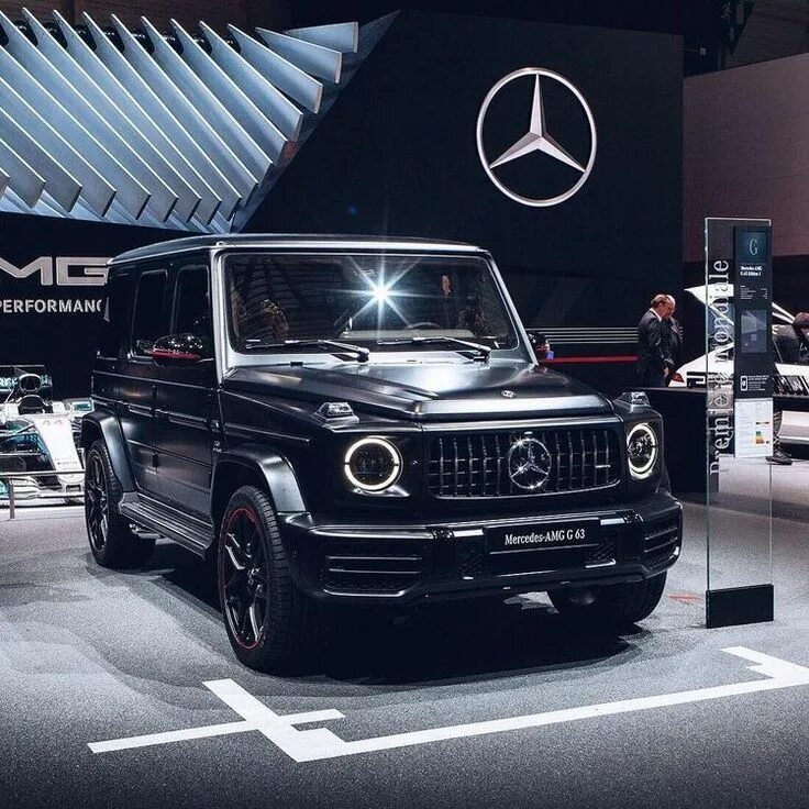 Мерседес бенц g 63 amg 2021. Mercedes brabus g900 rocket. Гелик амг 2024. Мерседес г63 амг. Гелик амг 2024.