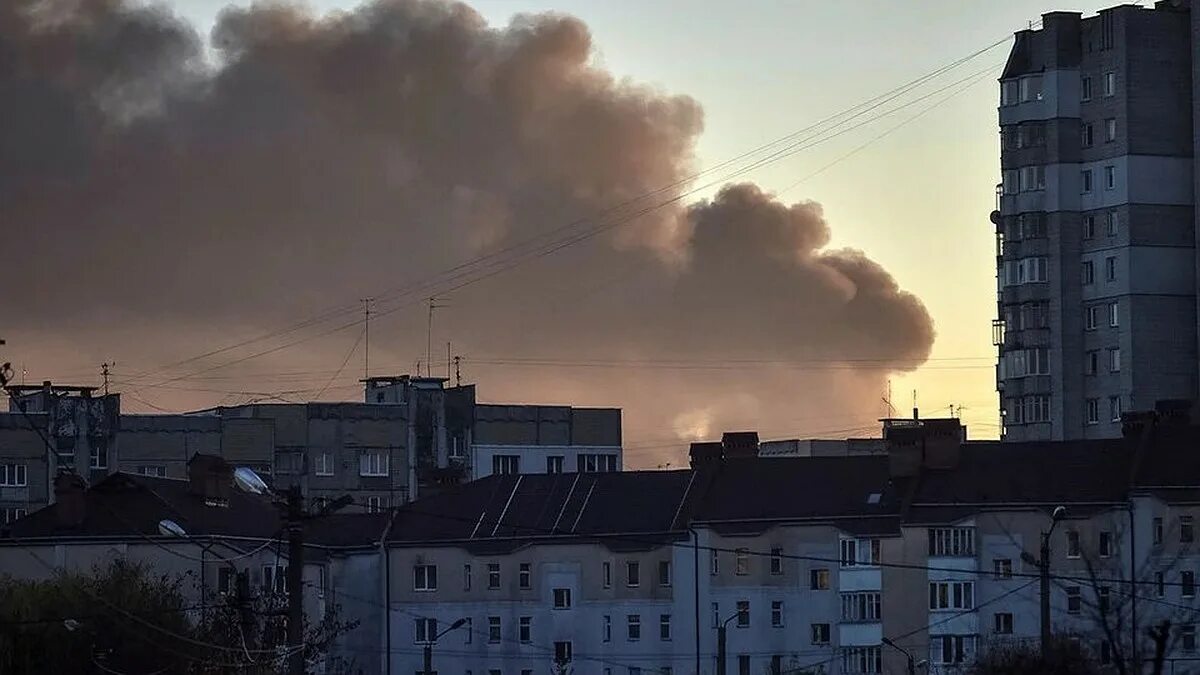 Ракетная тревога сегодня. В Одессе прогремели взрывы. Очаково взрыв. Взрывы в Киеве 2023. В Киеве прогремели мощные взрывы.