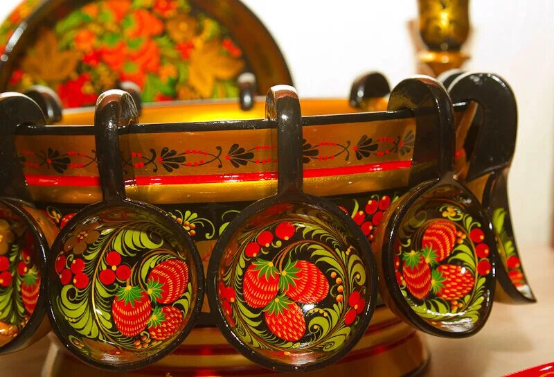 хохломская роспись , русский народный художественный промысел. народные промыслы хохломская роспись. хохломская верховая хохломская роспись. хохломская роспись это народный промысел. хохломская роспись 19 век.