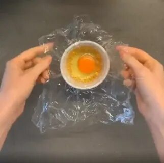 Почему в яйце пленка