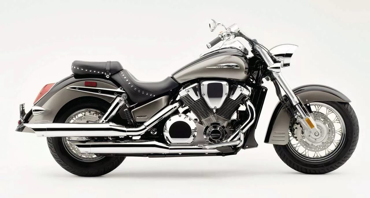 Мотоциклы honda vtx. Honda VTX 1800 S. Мотоцикл Honda VTX 1800. Honda vtx1800 2002. Honda VTX 1800 Cruiser.