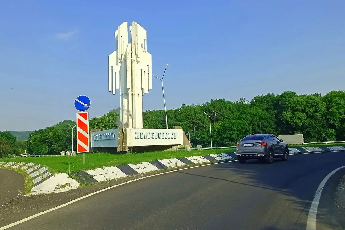 Такси железноводск цена. Аэропорт Минеральных вод Железноводск. Железноводск аэропорт. Трансфер Минеральные воды. Такси Минеральные воды аэропорт.