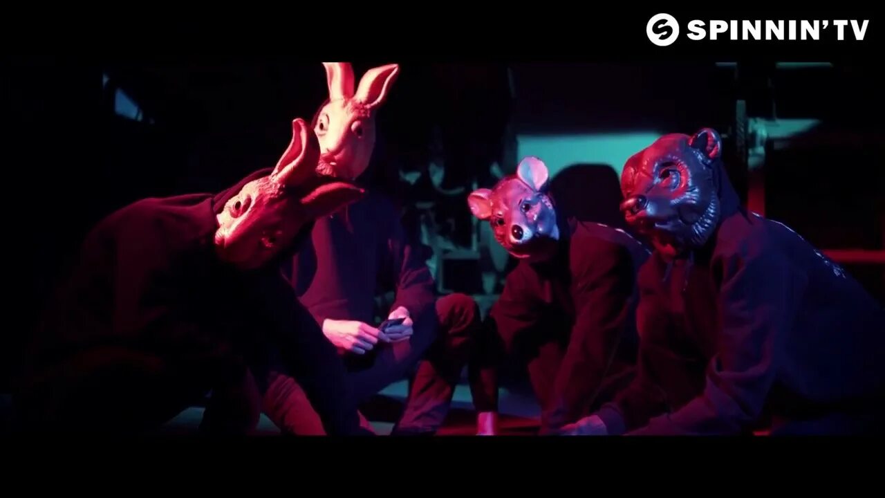 Песня garrix animals. Martin Garrix - animals Official. Martin Garrix - animals (Official Video). Martin Garrix animals 2013.