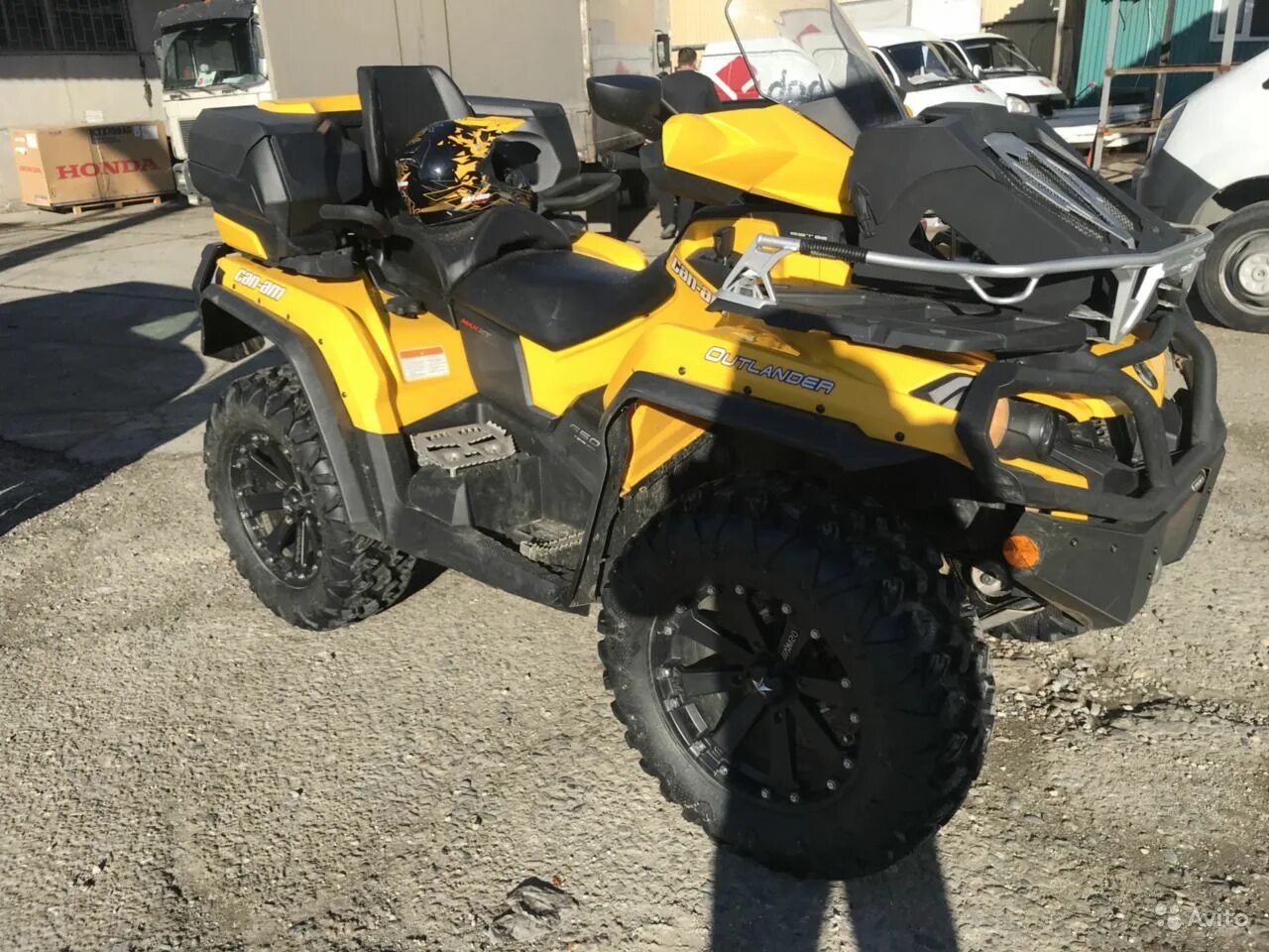 Квадроцикл outlander max. Квадроцикл brp outlander 650 xt. квадроцикла brp outlander max 800 2014. мотовездеход outlander max 800. квадроцикл желтый outlander.