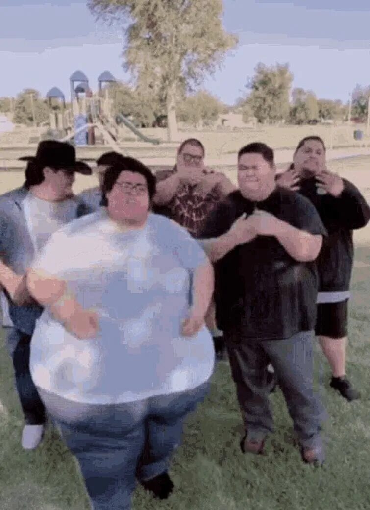 Fat discord Mod. Fat guys Dancing gif. Discord Mod Мем. Fat fan