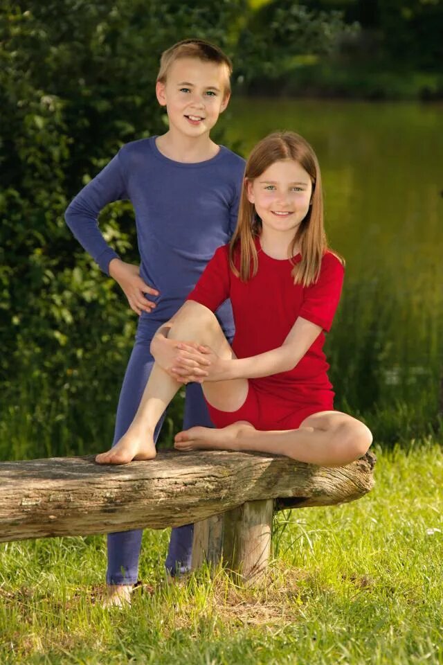 Детские раздельные купальники на 7 лет. Девочка mädchen topless. Девочка в купальнике для одевания. Mädchen чулпи. Нүдисты mädchen.