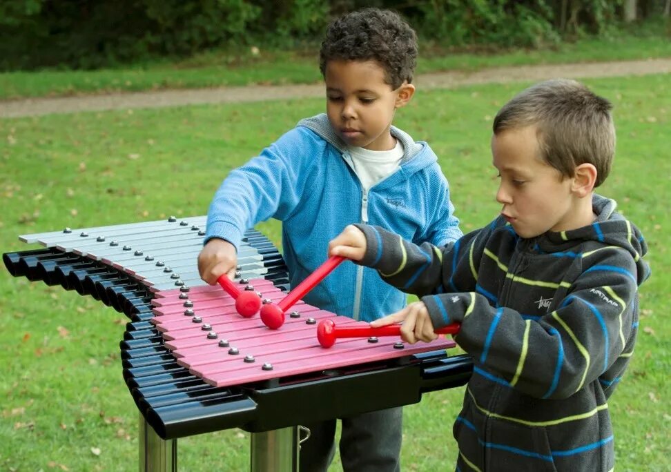 Including music. Ксилофон уличный. Playing Xylophone. Школьные инструменты. Дружба музыкальных инструментов.