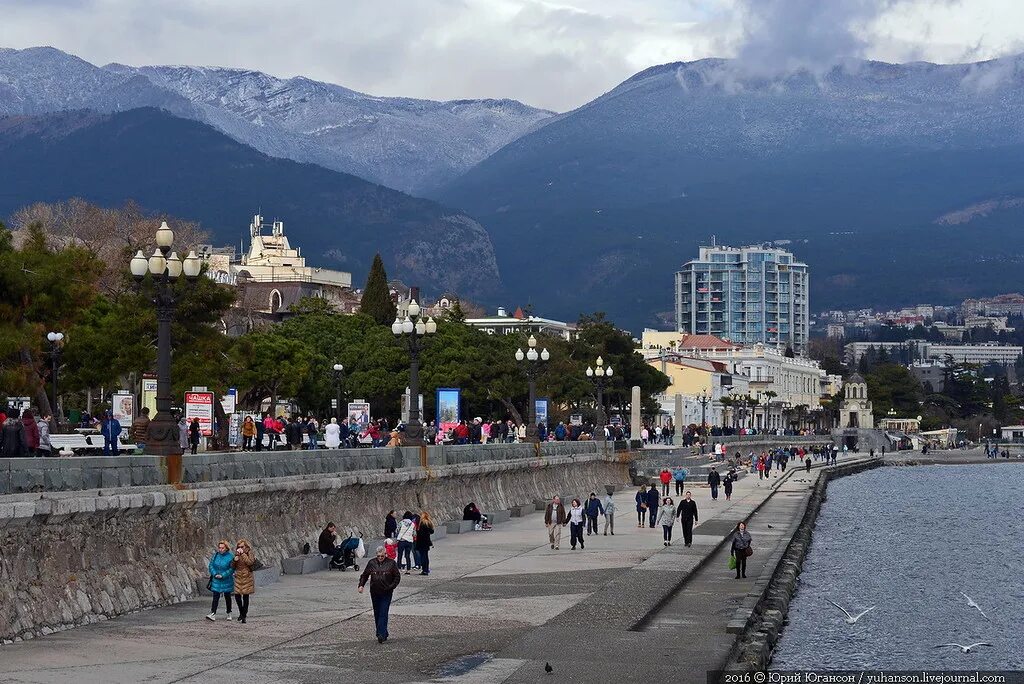 численность ялты. ялта население численность 2022. населения ялты национальные. ялта численность населения 2023. набережная.