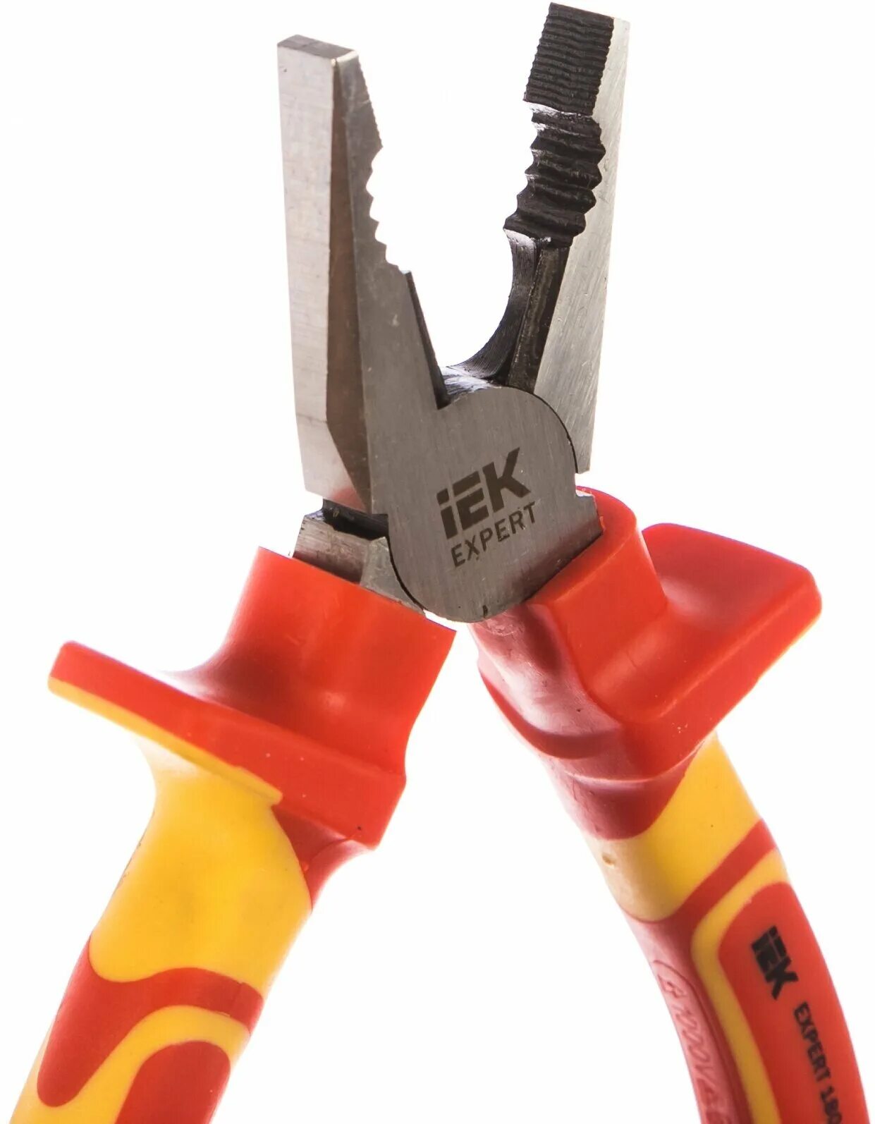 Кусачки боковые profi 160мм 1000в iek tcp-3-160. Пассатижи iek. Пассатижи master 180 мм iek. Пассатижи master 160 мм iek. Пассатижи profi 180мм 1000в iek tpl-3-180.