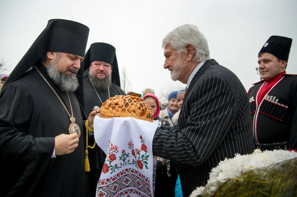 Епископ ейский и тимашевский. Владыка ейский и тимашевский. Петр ейская епархия староминское благочиние. Епископ ейский и тимашевский. Епископ ейский и тимашевский.