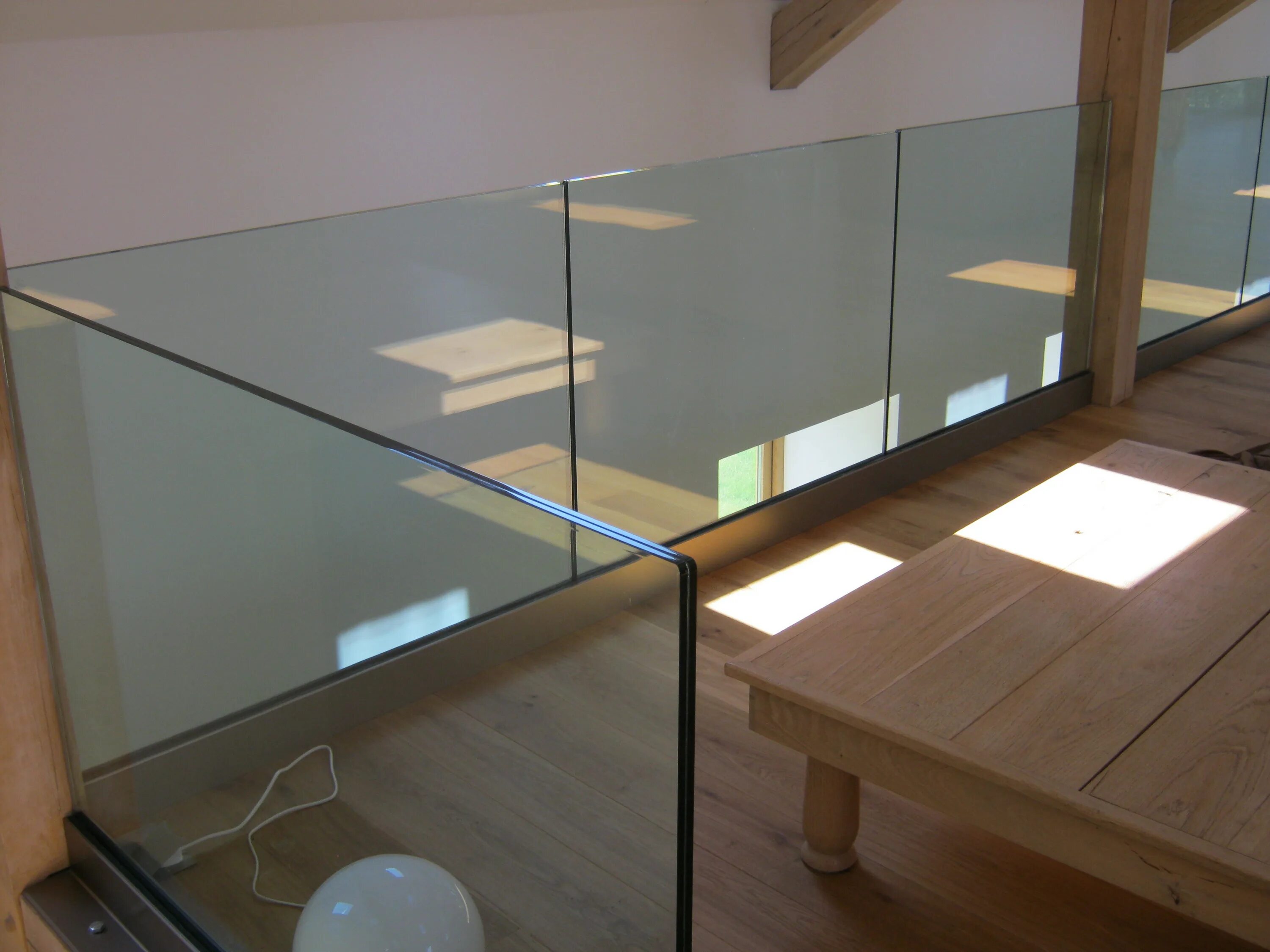 Frameless Glass Balustrade. Стеклянное ограждение в профиле т100. Профиль LK-60 для стеклянных ограждений. Триплекс оптивайт.