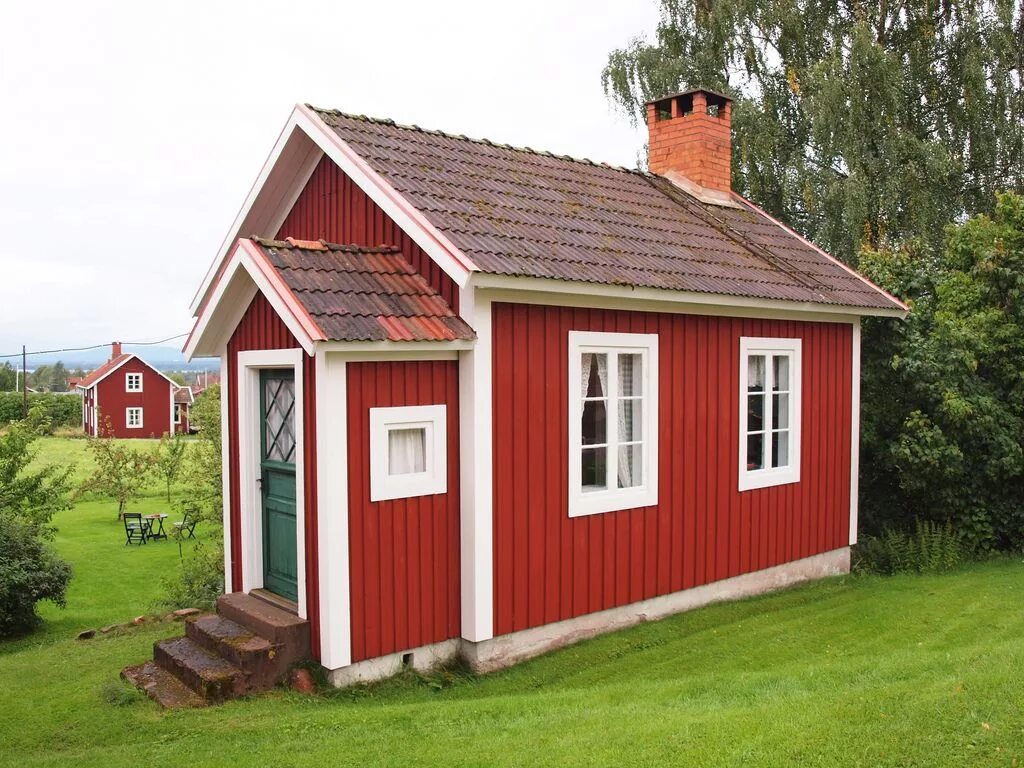 Домики красного цвета. Тини Хаус финский. "Норвежский дом 105 "Skandis". Тини Хаус в Красном цвете. Шведский домик.