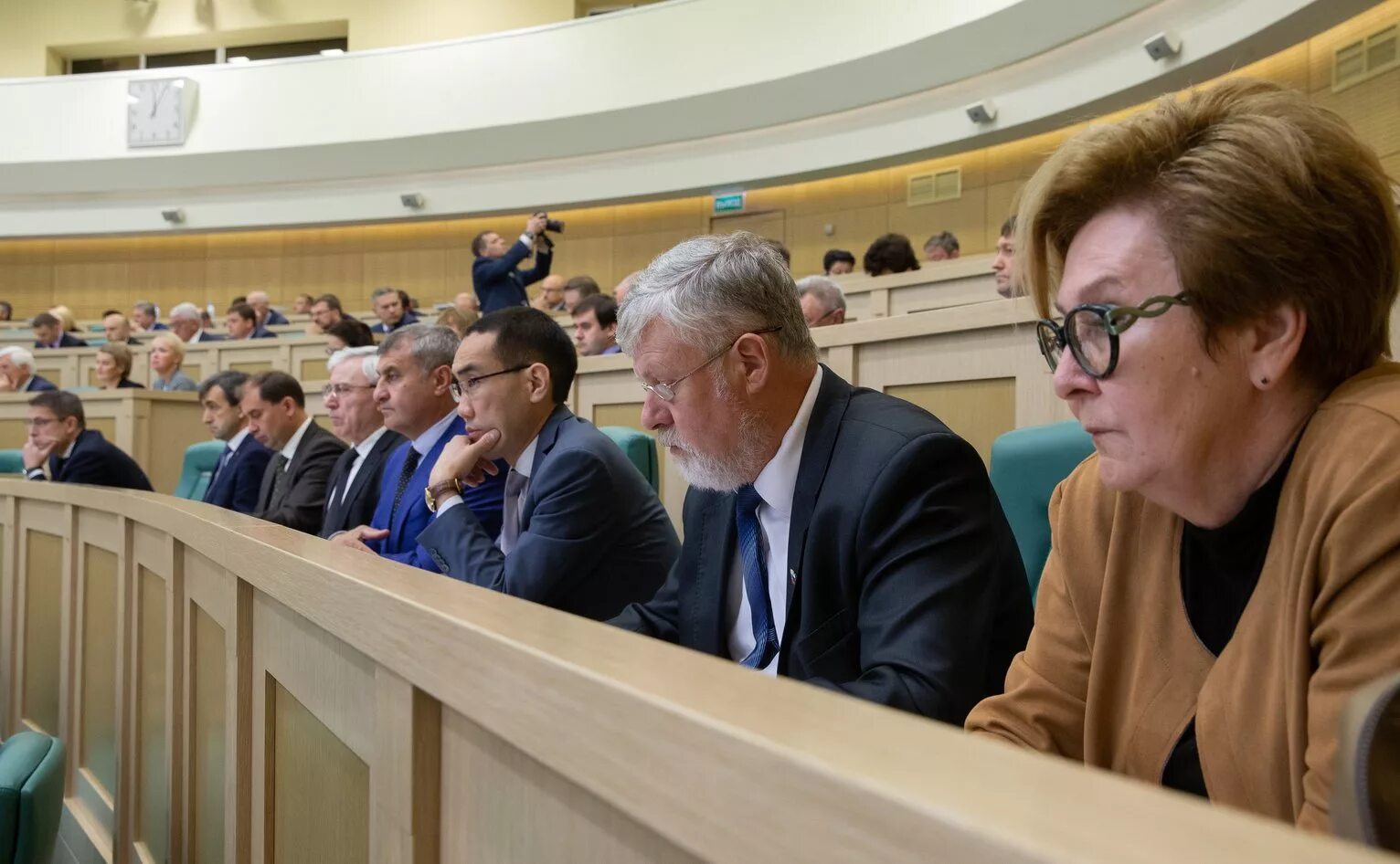 Парламентские слушания. Парламентские слушания в рыбной отрасли. Парламентские новости. Парламентские новости. Депутатские слушания.