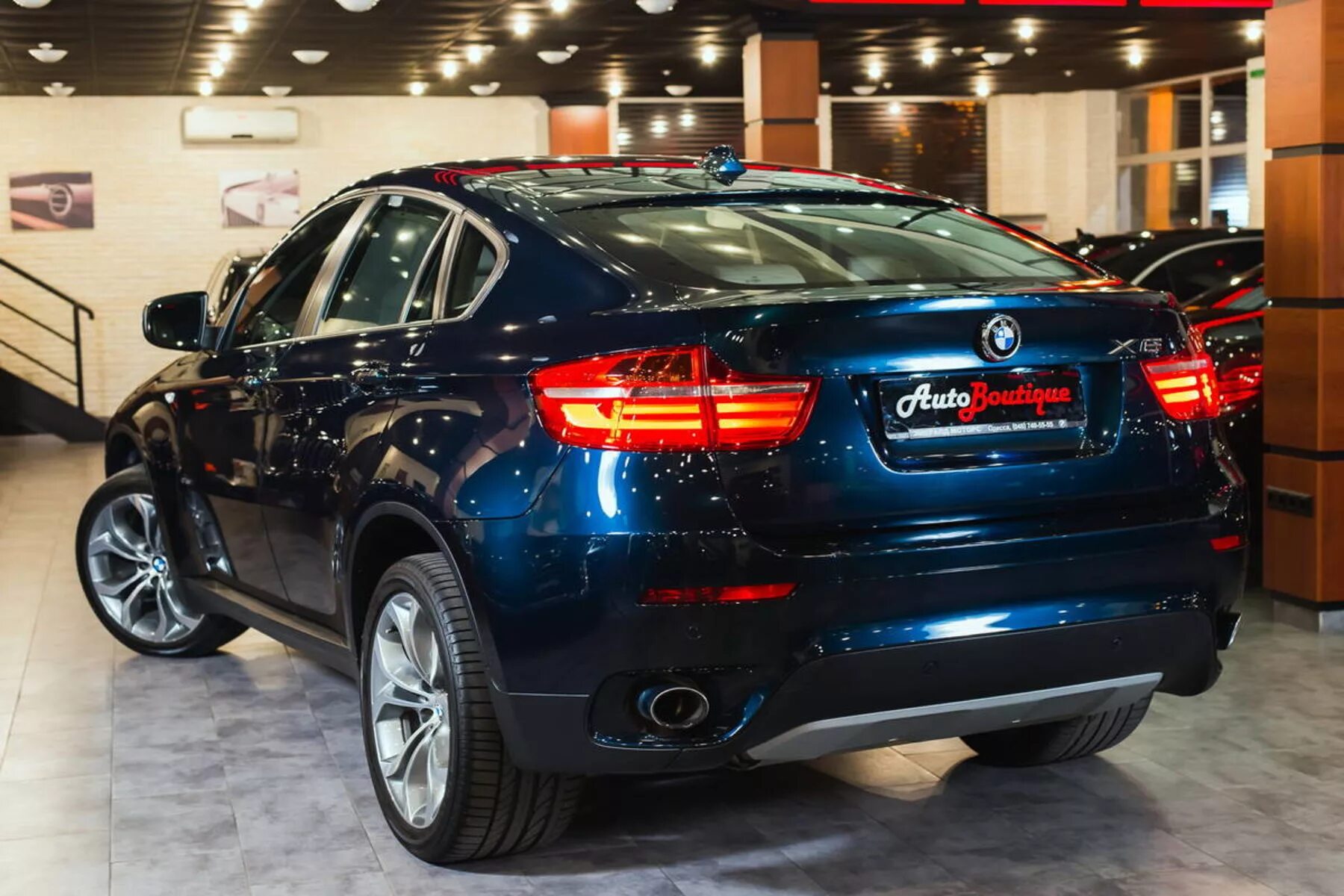 Бмв кроссовер х6. Бмв x6 2000. Bmw x6 2011. Отзывы бмв х6 бензин. Bmw х6 f16 белые.