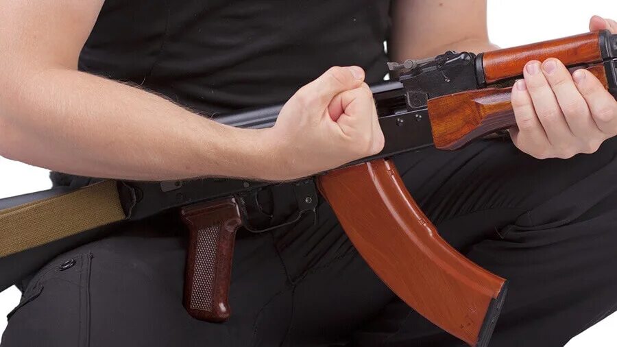 тактическая перезарядка ак. кс го перезарядка оружия. перезарядка ак 74. перезарядка калаша. автомат стреляет гиф.