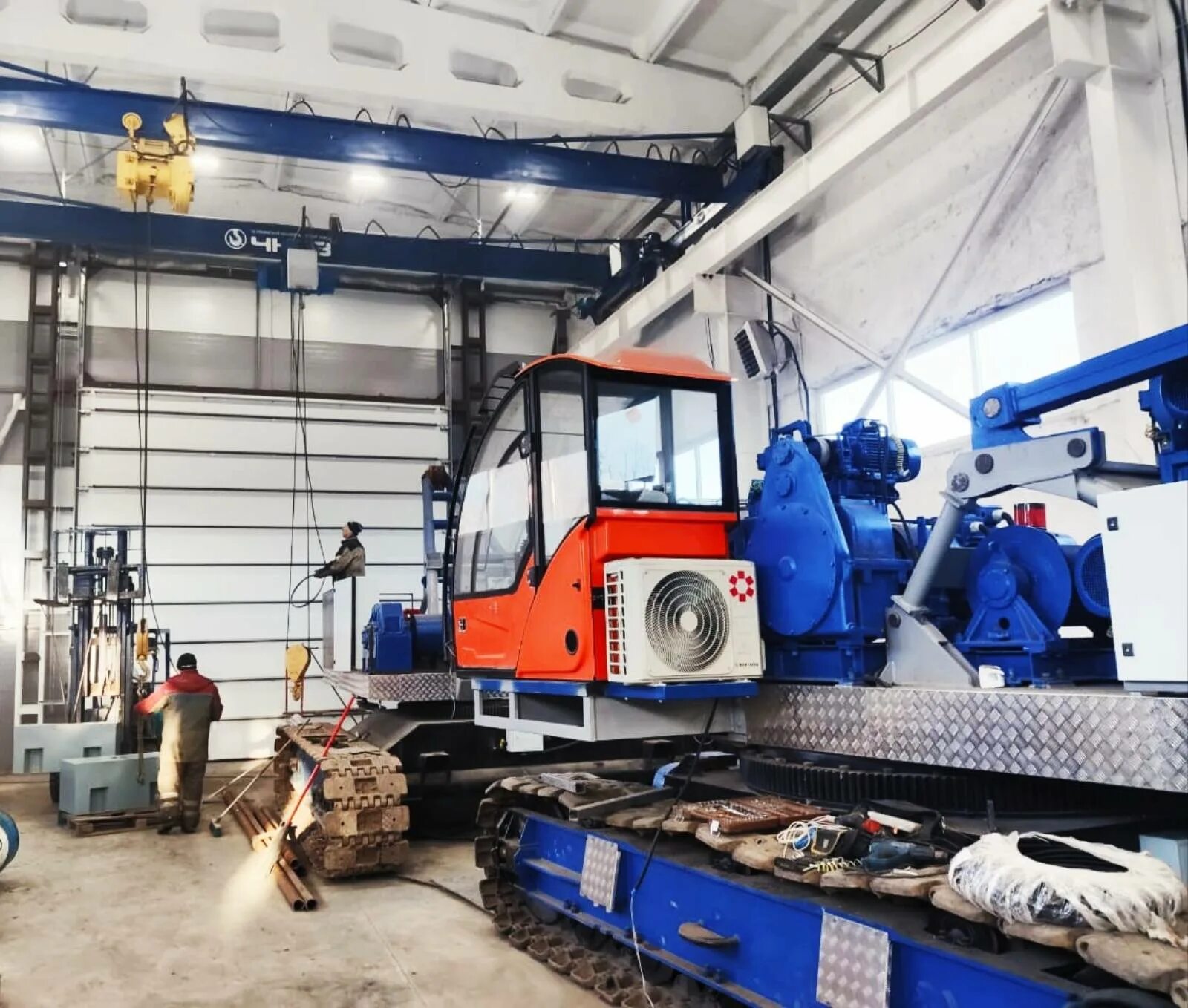 чкз челябинский компрессорный продукция. ялалетдинов денис альбертович челябинск. чебаркульский крановый завод знак старый. кировский завод 2021. компрессорный завод в челябинске.