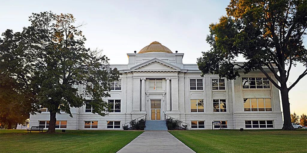 4 year university. State university of new york scholarship.