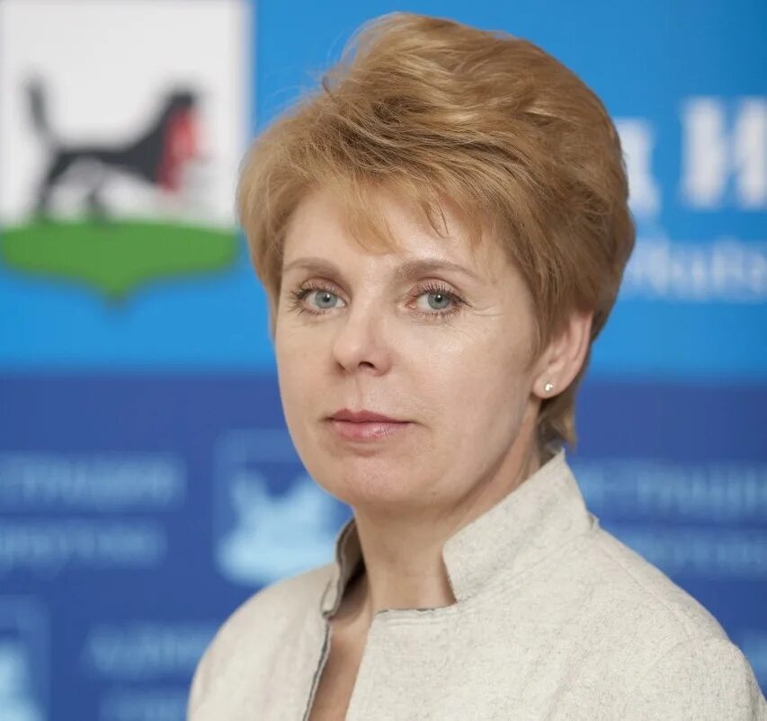 Жилищный отдел администрации. Администрация города иркутска. Администрация иркутского районного муниципального образования. Заместитель мэра иркутского района. Комитет по управлению округами иркутск.