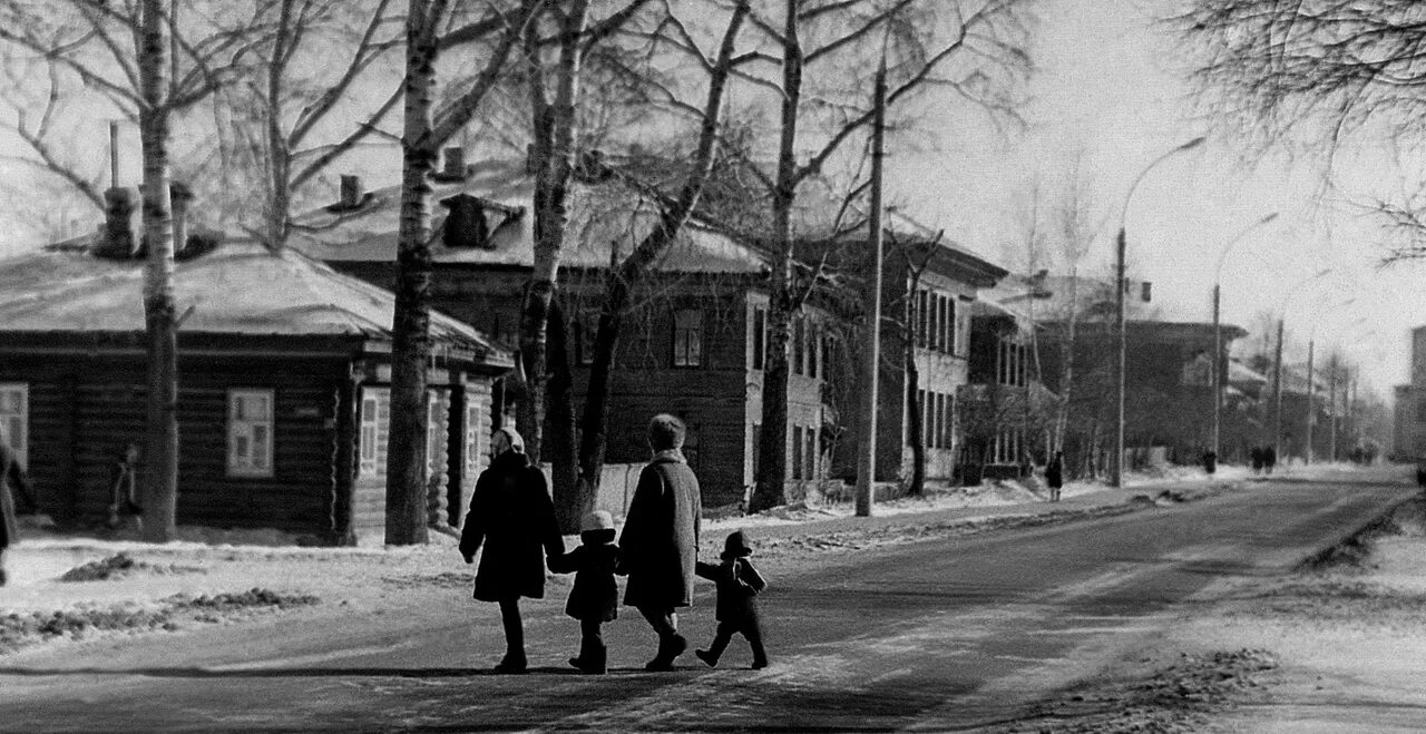 Улица старая вологда. Авксентьевского 6 Вологда. Октябрьская 19 Вологда. Улица Кирова Вологда. Вологда улица Жданова.