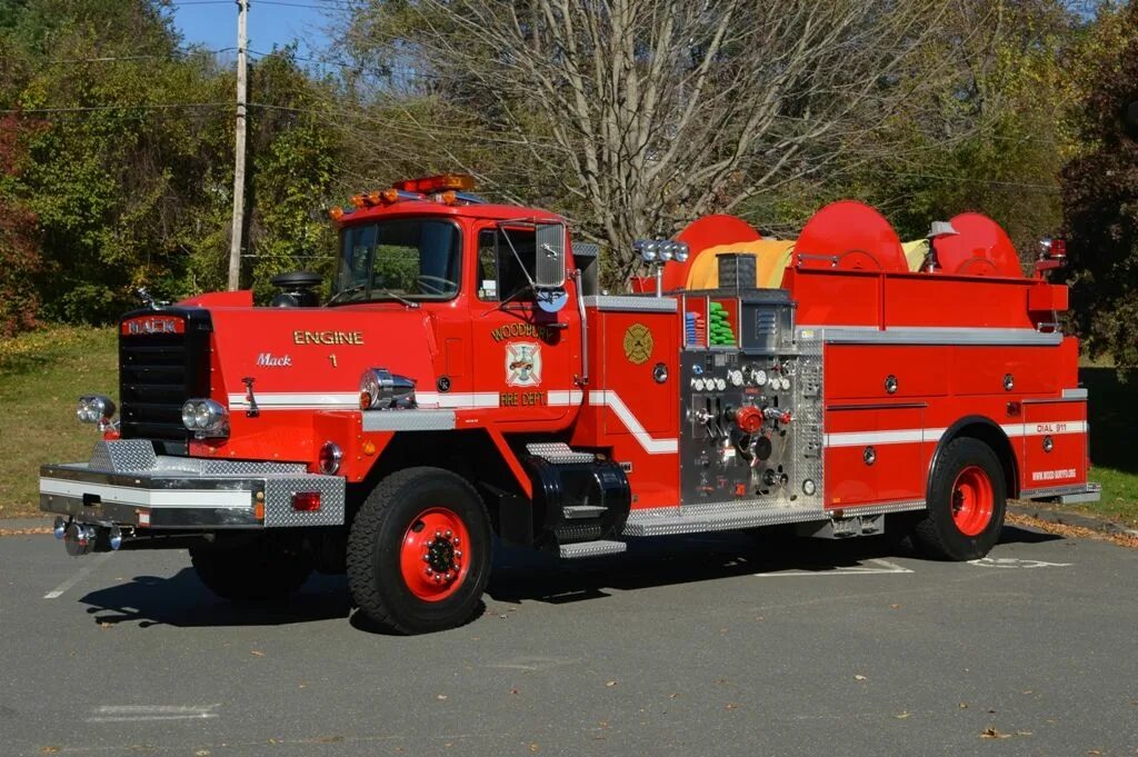 Пожарный грузовик Mack. Грузовик Brockway 761. Пожарный грузовик 76109 Fire engine. Итальянские пожарные Грузовики. Пожарный грузовик