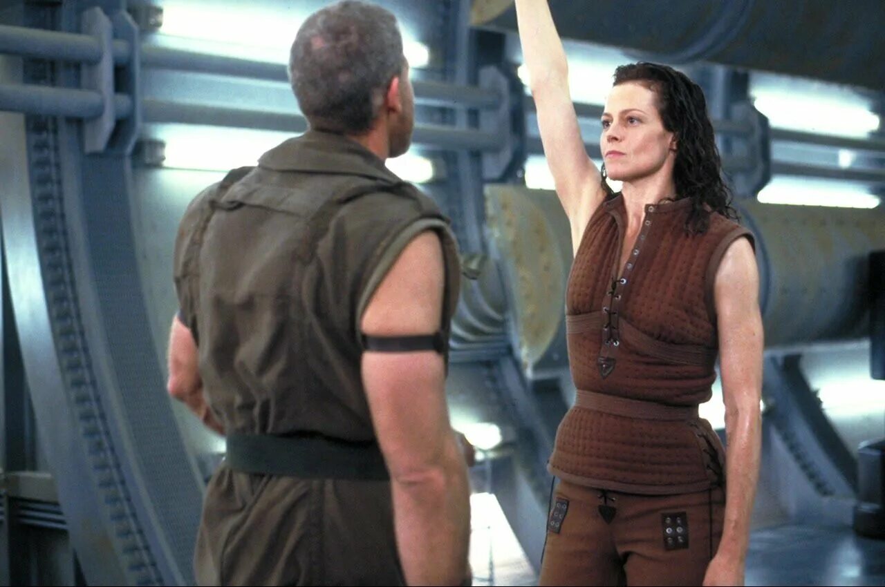 чужой воскрешение 1997 женщина. воскрешение 1997. воскрешение 1997. чужой воскрешение 1997 рон. чужой воскрешение 1997 сигурни.