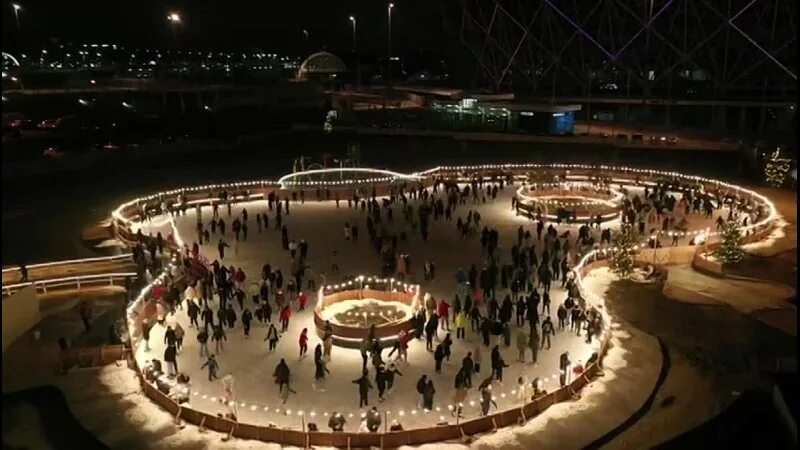 Каток в центральном парке. Каток цпкио волгоград. Центральный парк каток 2024. Каток около цпкио. Центральный парк каток 2024.