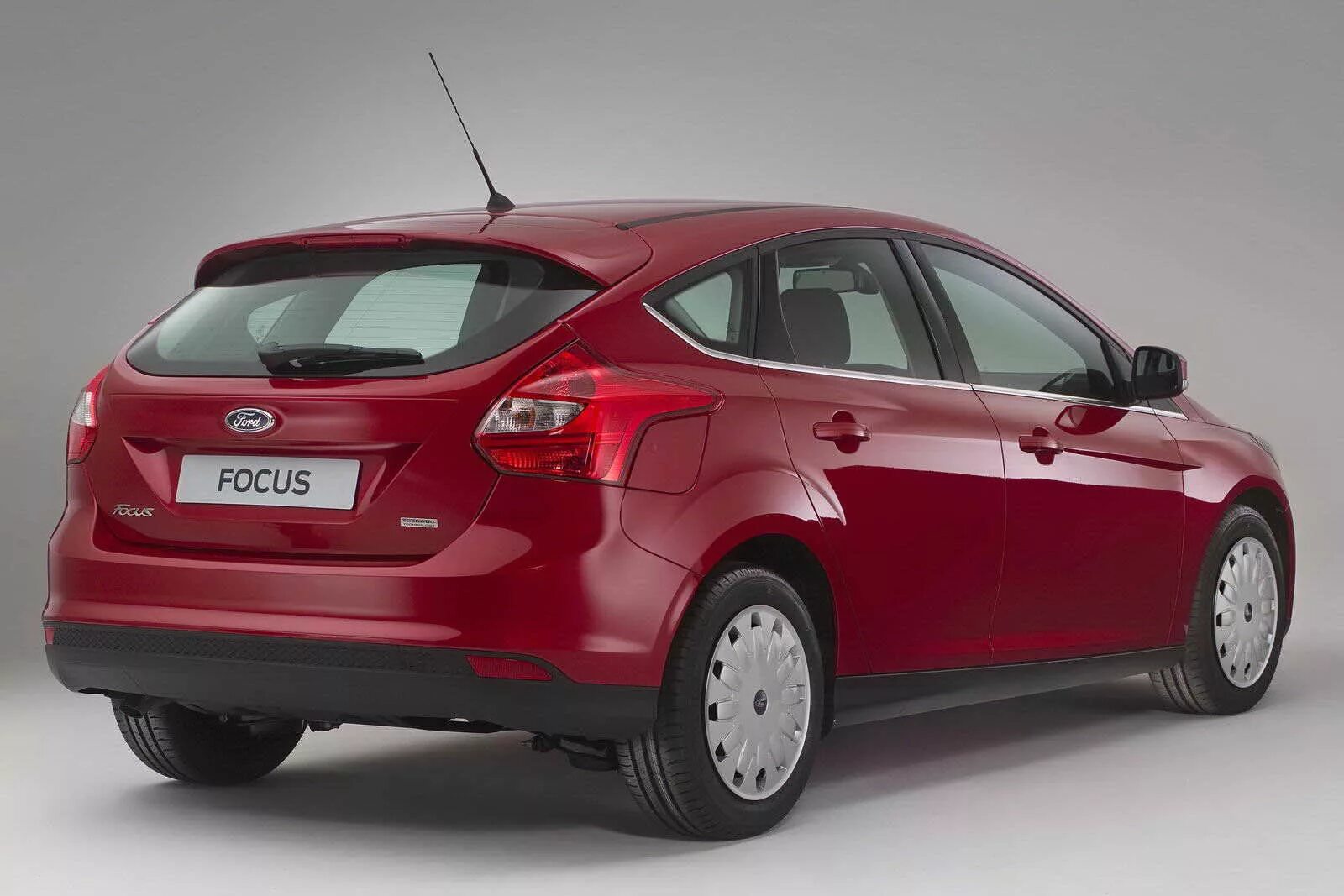 Машина форд фокус хэтчбек. Ford Focus Hatchback. Форд фокус 2011. Модель Форд фокус 3 хэтчбек.