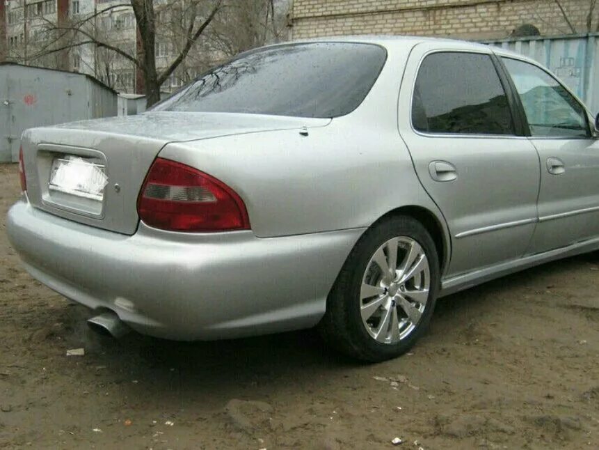 1999 Kia Clarus 1.8 SX Auto The rare and unpopular family . Flickr
