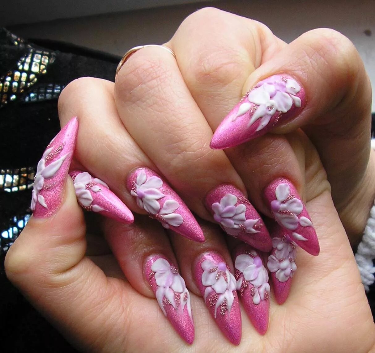 Красивые нарощенные ногти. Акриловые ногти. Очень красивые нарощенные ногти. Красивый маникюр на нарощенные ногти. Наращивание цветы