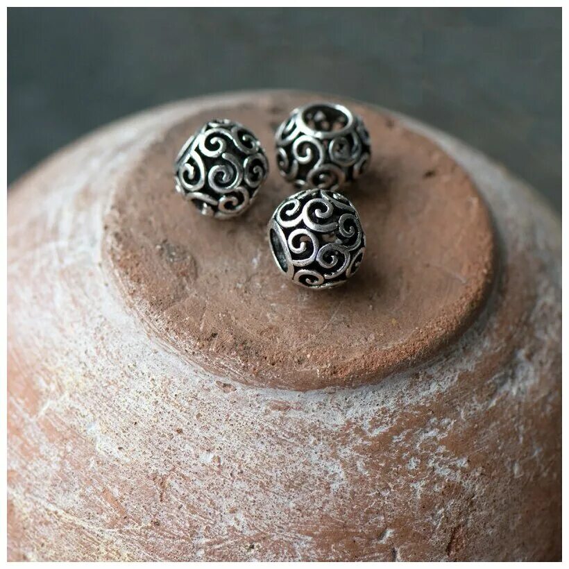 бусинки металлические. бусины металлические крупные. металлический шарик. металлические бусины. железные бусы.