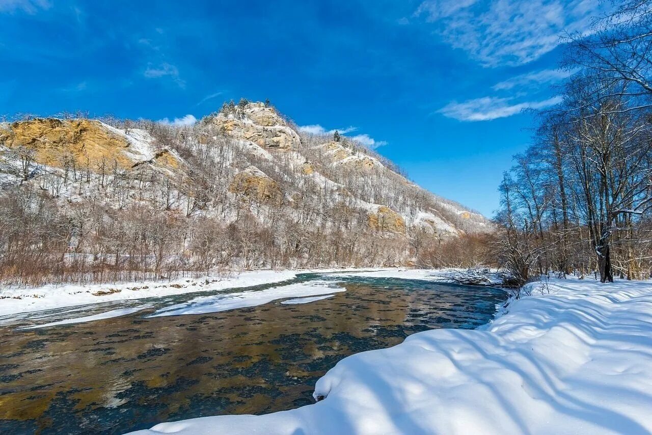 Кировский краснодарский край. Горы Псебай Краснодарский край зима. Поселок Кировский Мостовской район. Псебай Краснодарский край зимой. Поселок Кировский Мостовской район Краснодарского края.