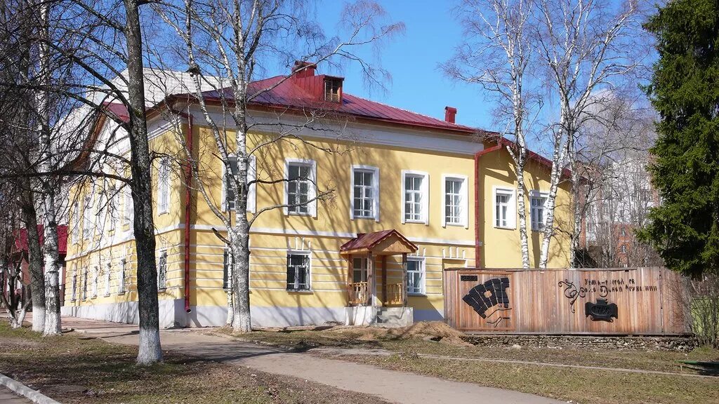 Русская роща сыктывкар. Дом купца суханова сыктывкар. Дом купца оплеснина коммунистическая 5. Город сыктывкар дом. , 115.