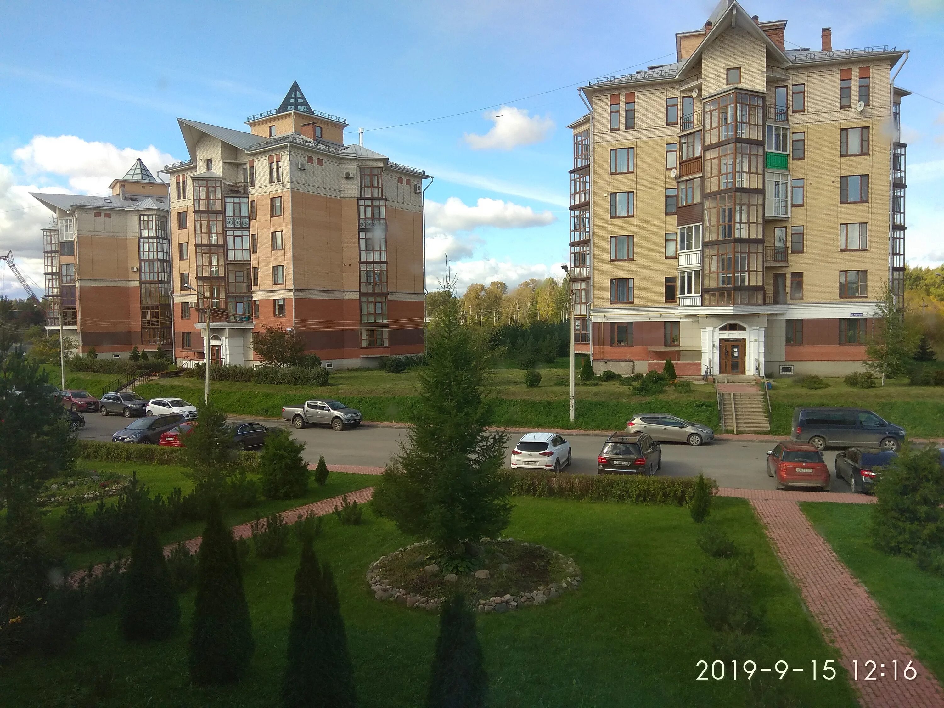 Забронировать апартамент Апартаменты на Лаврова, 9а в России онлайн Вологда. отз