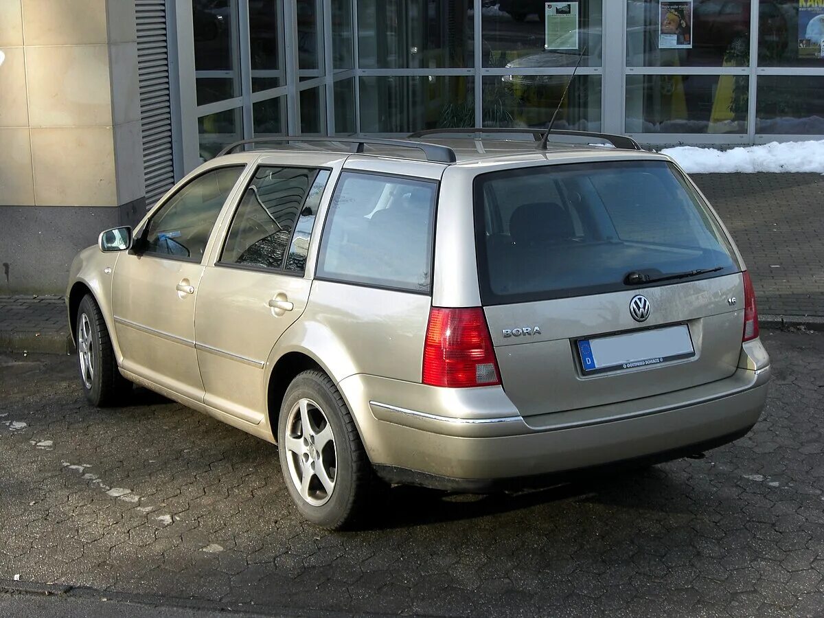 Фольксваген бора 4 универсал. Фольксваген бора универсал серебристый. Vw bora универсал 2001. Volkswagen bora variant. Volkswagen bora variant (1j6).