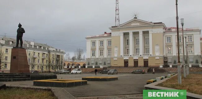 Сайт администрации лесной свердловская. ДК Современник Лесной Свердловская область. СКДЦ Современник город Лесной Свердловской области. Дом культуры Лесной Свердловской области.