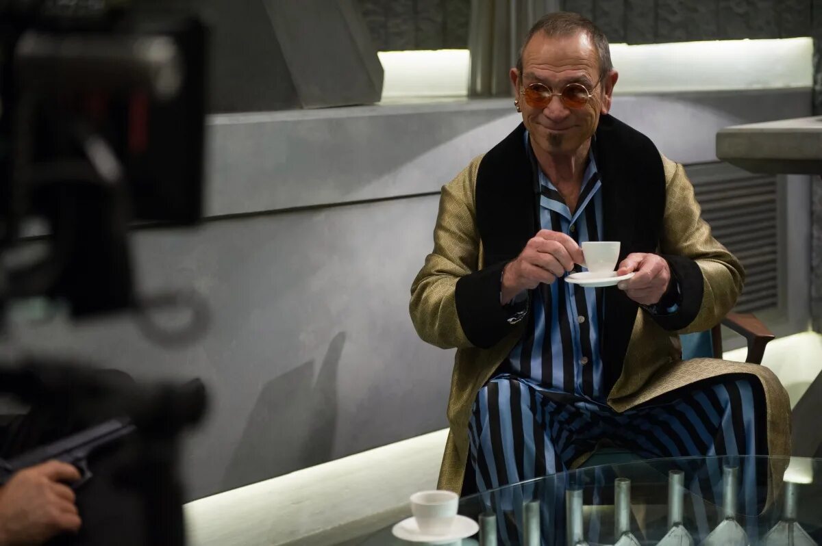 Механик воскрешение. Фильм механик 2 воскрешение. механик фильм 2010 воскрешение. артур бишоп механик. механик 3 воскрешение фильм 2016.