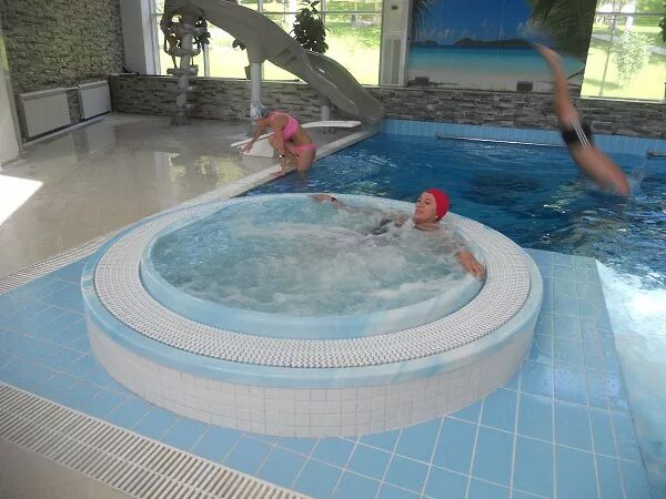 зеньковский парк прокопьевск. лето прокопьевск бассейн. зенковский парк в прокопьевске. акватория новосафоново прокопьевск. аквапарк аврора прокопьевск.