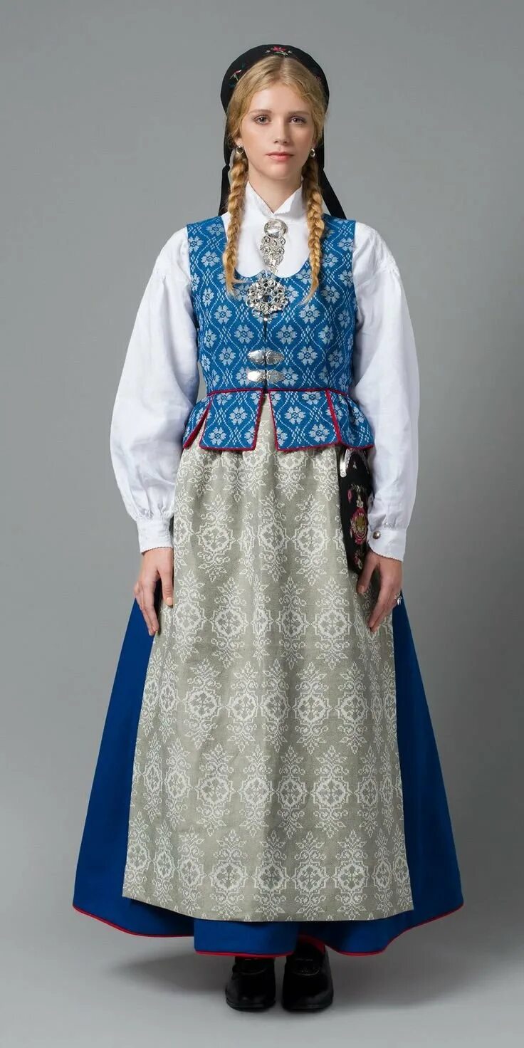 Финский национальный костюм женский