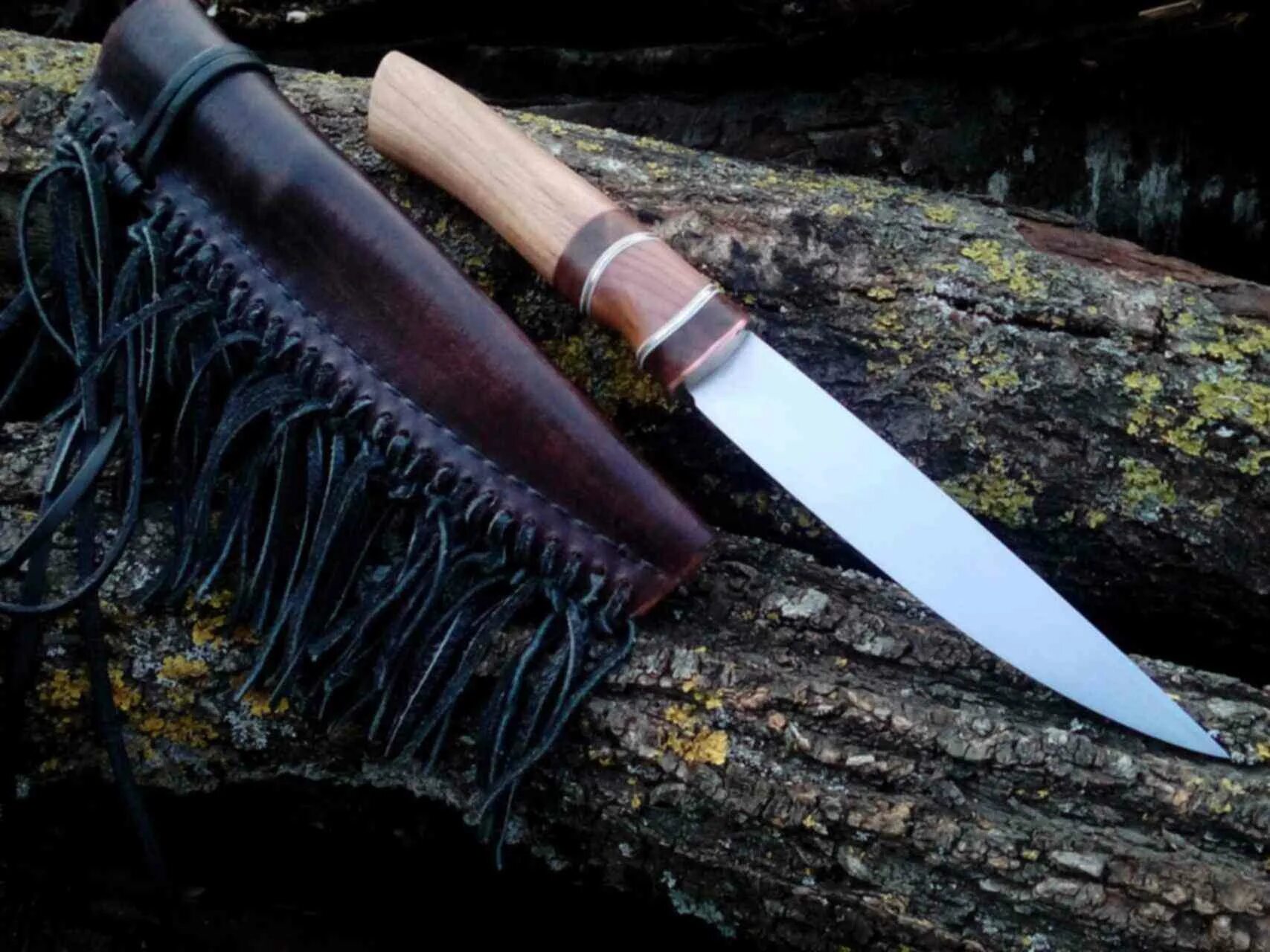 Ножи стальные бивни купить. Стальные бивни якутские ножи. Якутский нож манси. Нож Якут стальные бивни. Нож Якут большой.