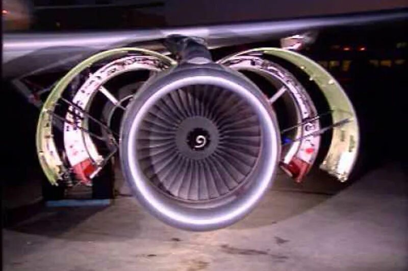 Engine fan