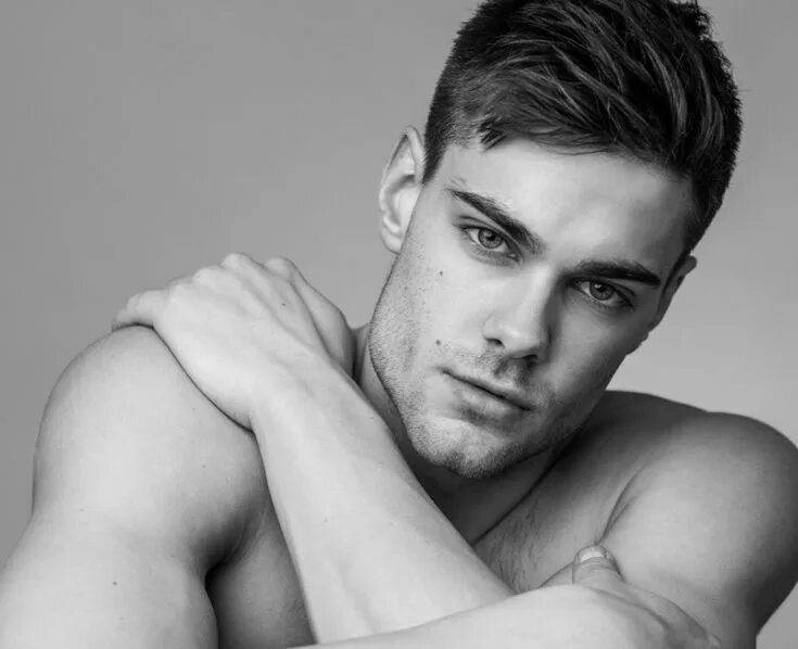 Alexandre scheffer модель. Александр янц 58 лет. Vladimir momotov модель. Зак имя. Алекс.