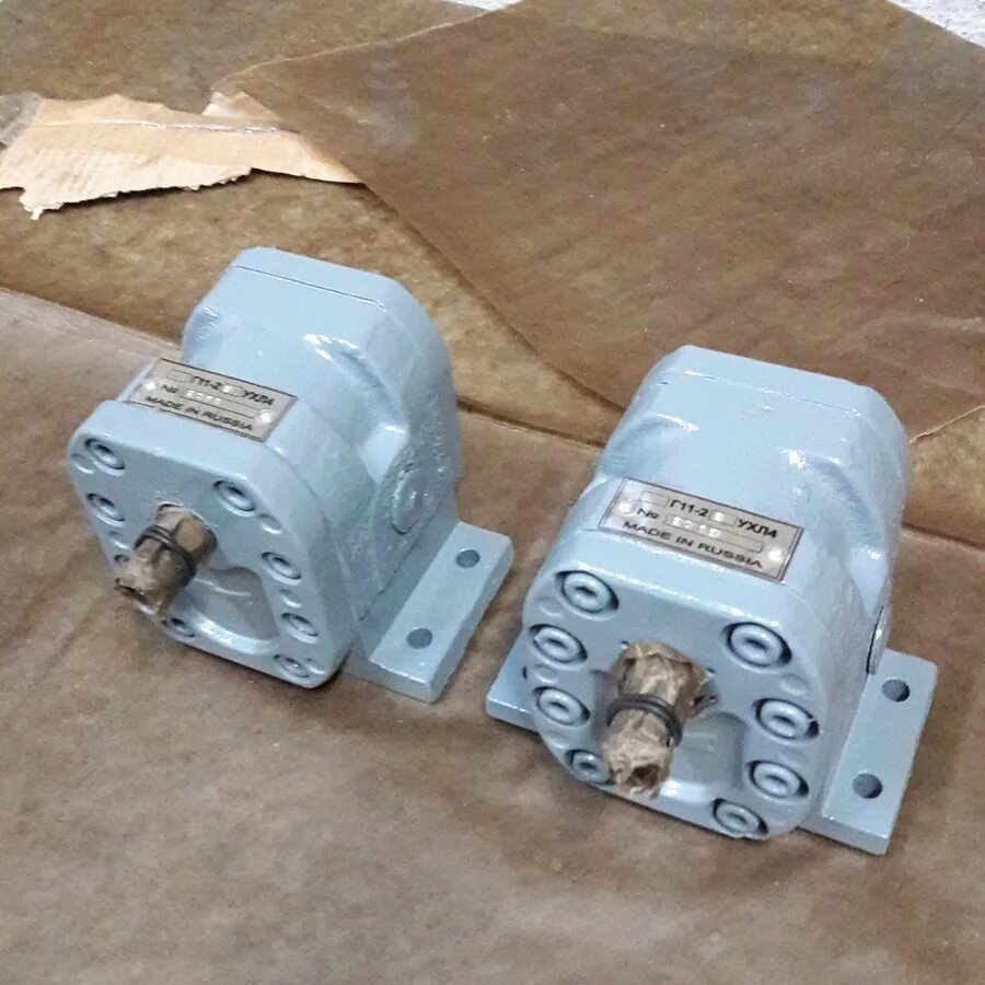 Насос шестеренчатый бг11-24. Насос роторный в 3-ора-2. Криогенный спг-насос энк 2000/241. Насос 2 мпа. Трохоидный масляный насос.