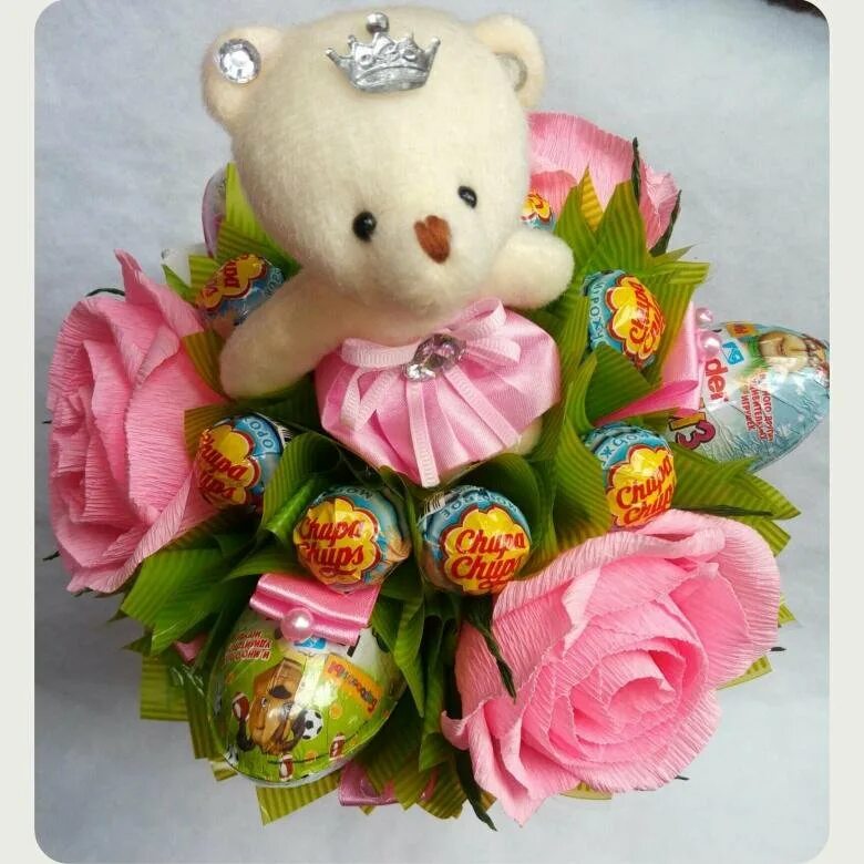 сладкие букеты для детей. сладкий букет для девочки. букет из конфет на рождение девочки. букет из конфет на рождение девочки. букет из сладостей для девочки.